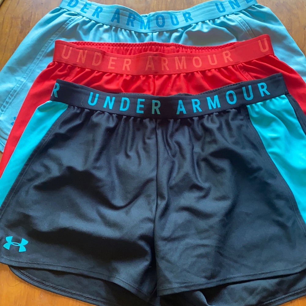 Bundle of 3 pairs of Under Armour shorts